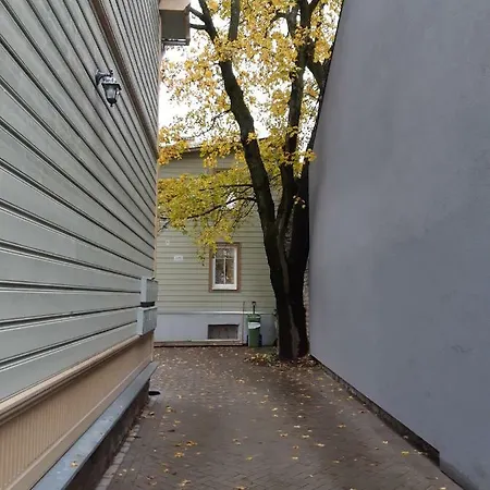Uue Maailma Apartamento *